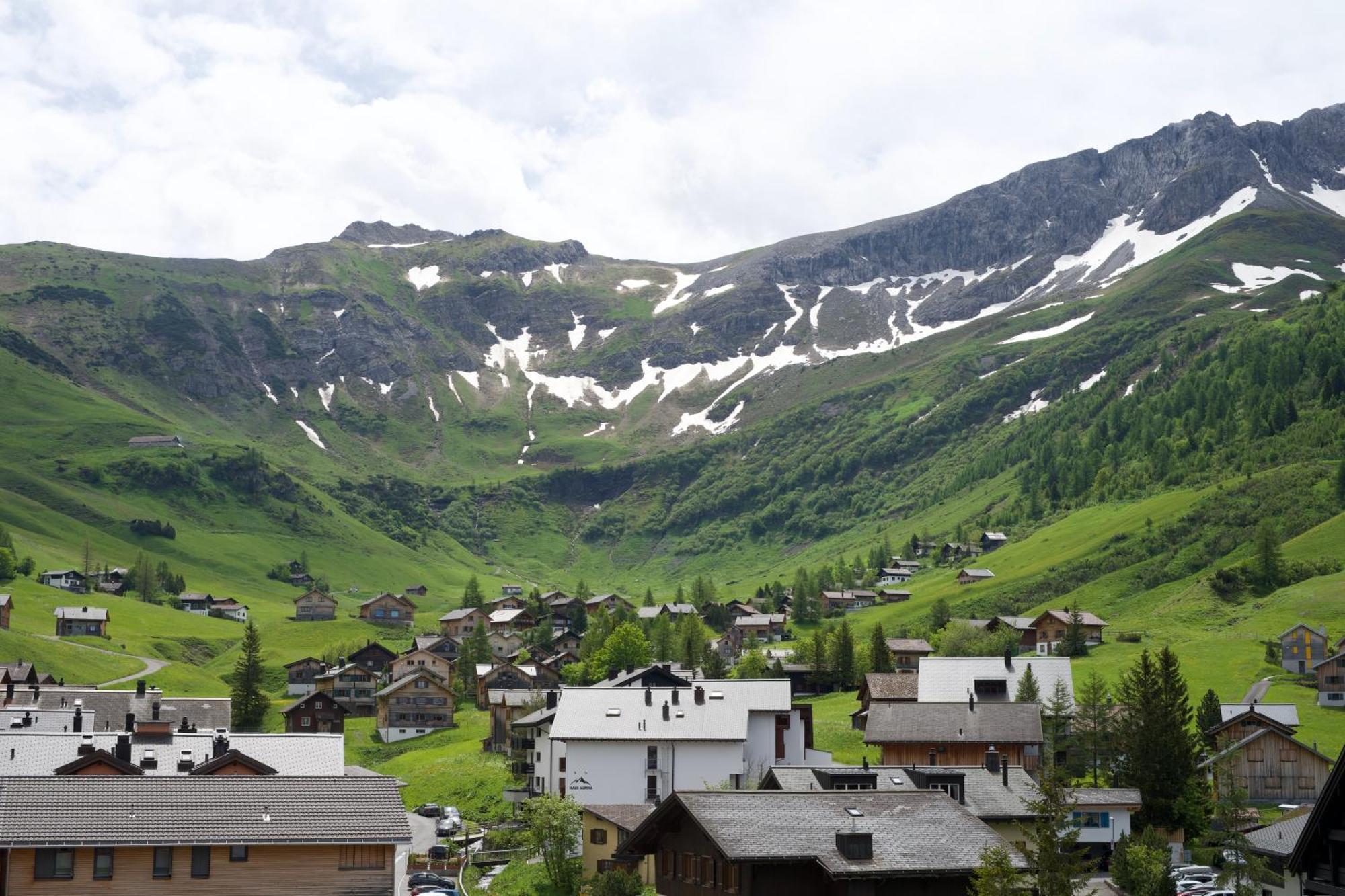 Voegeli Alpenhotel Malbun Exterior foto